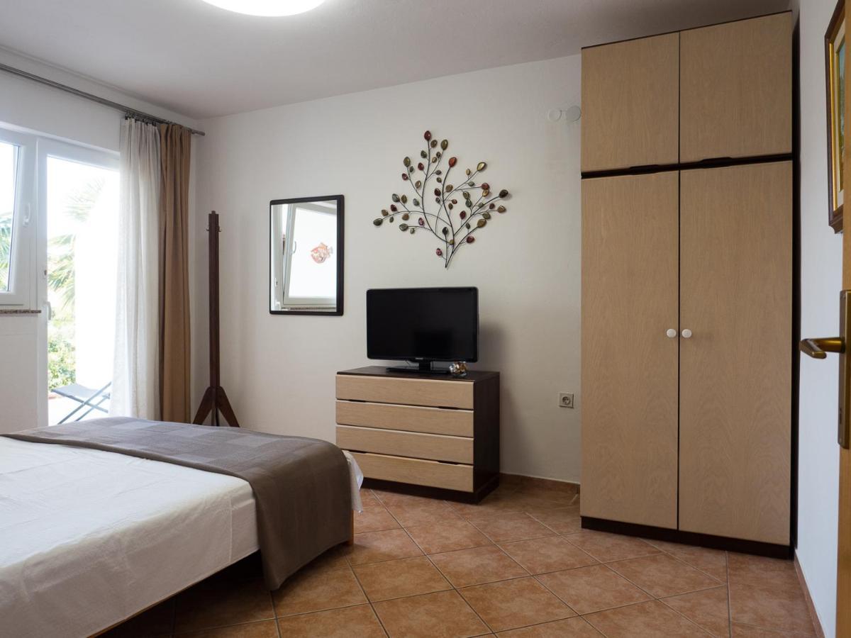 Apartments Summer Bloom Krk Town Εξωτερικό φωτογραφία