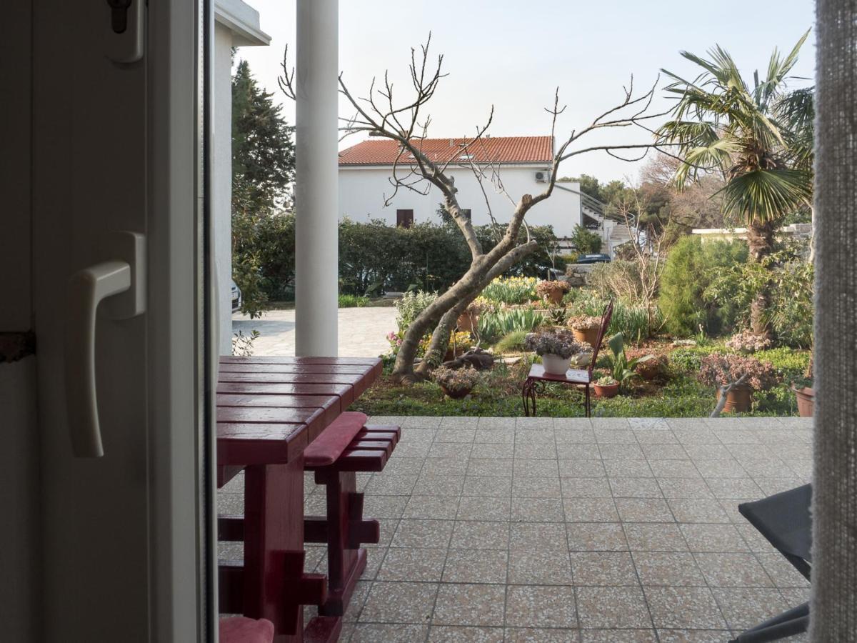 Apartments Summer Bloom Krk Town Εξωτερικό φωτογραφία