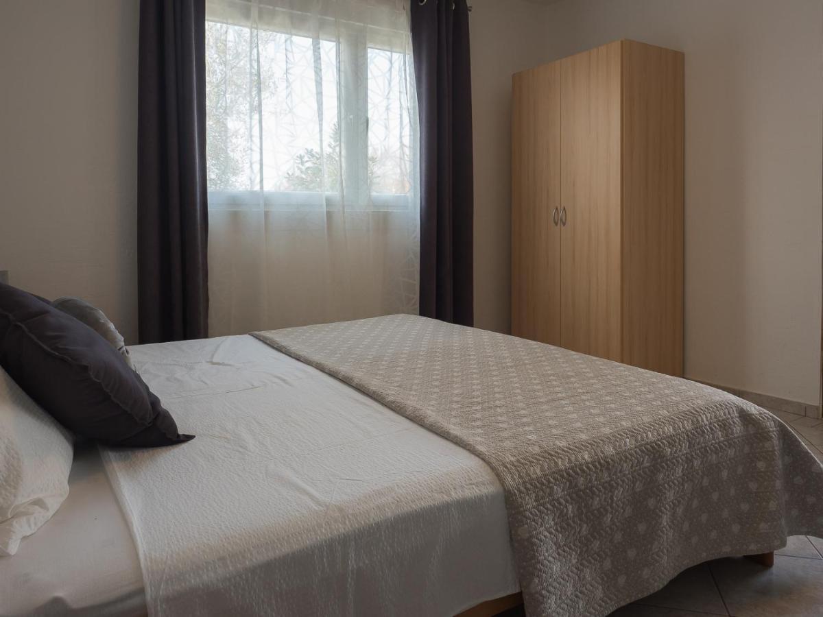 Apartments Summer Bloom Krk Town Εξωτερικό φωτογραφία